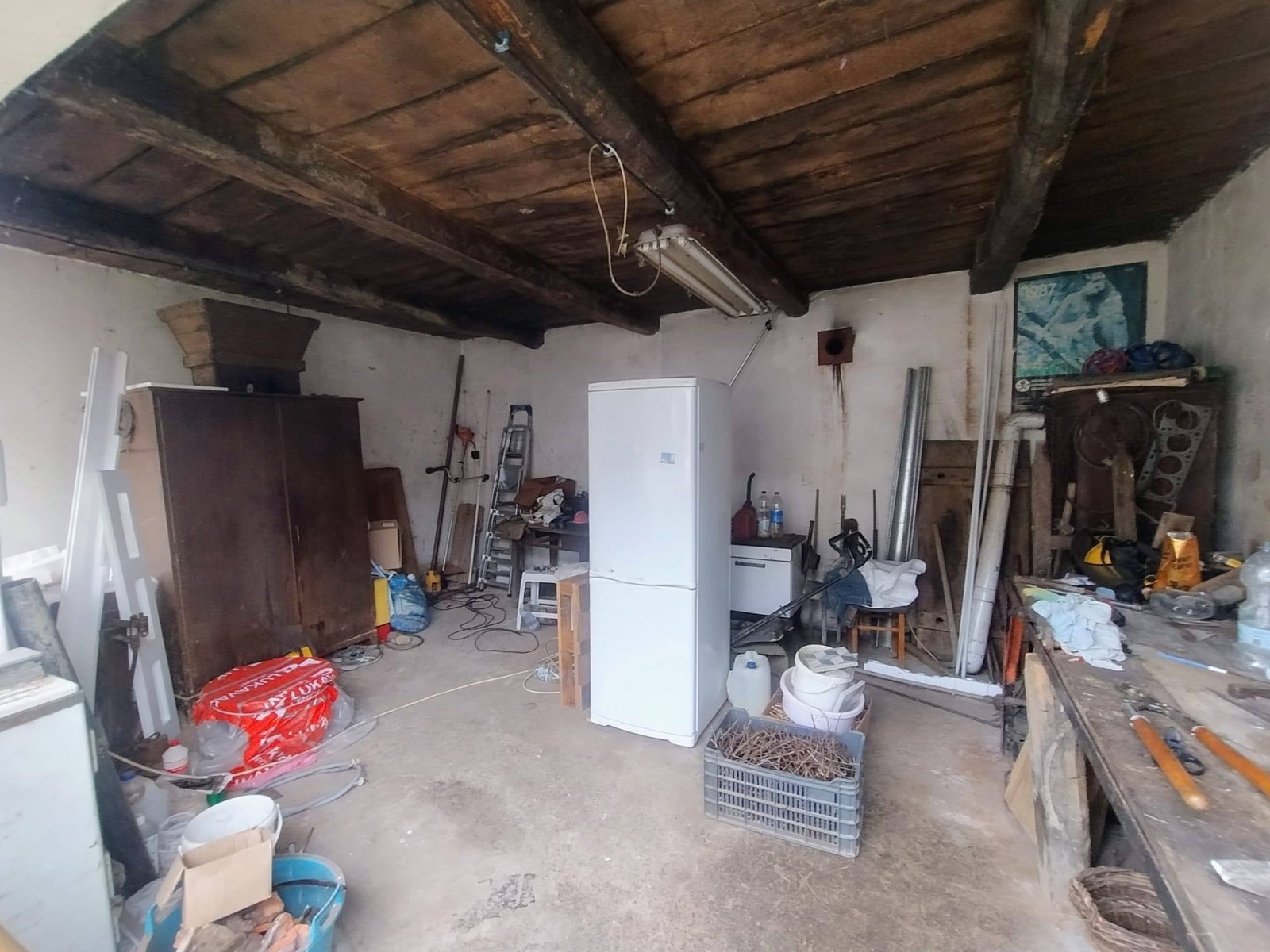 Partially renovated 3+2 room detached house in a quiet location – Kerkáskápolna, photo 14 of 17