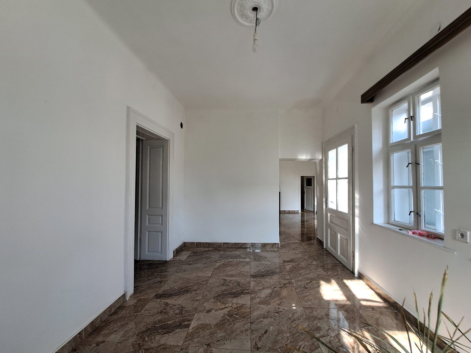 (BAA) Mehrgenerationenhaus mit schönem Grundstück – Kiskunhalas, Bild 27 von 39