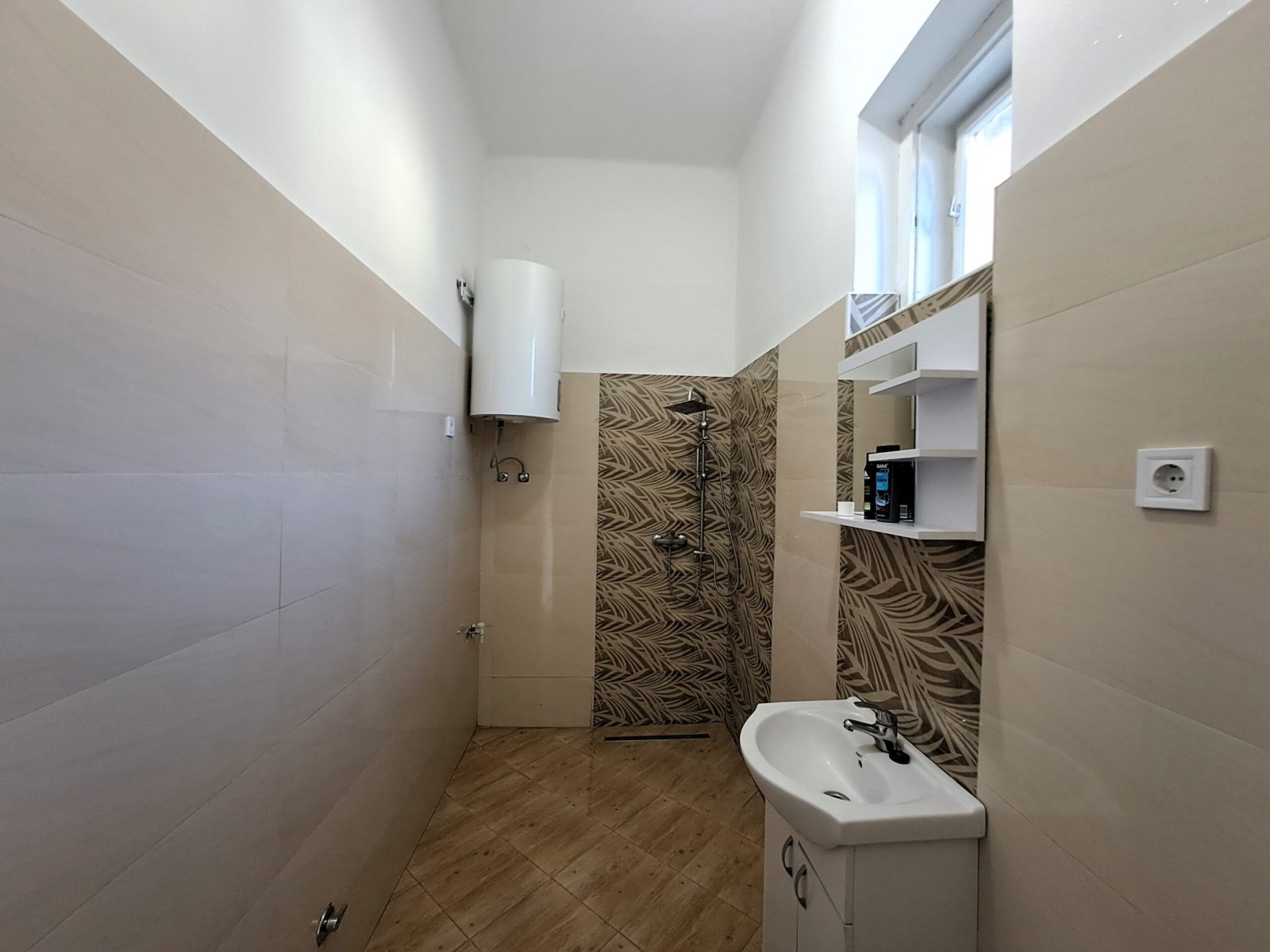 (BAA) Mehrgenerationenhaus mit schönem Grundstück – Kiskunhalas, Bild 33 von 39