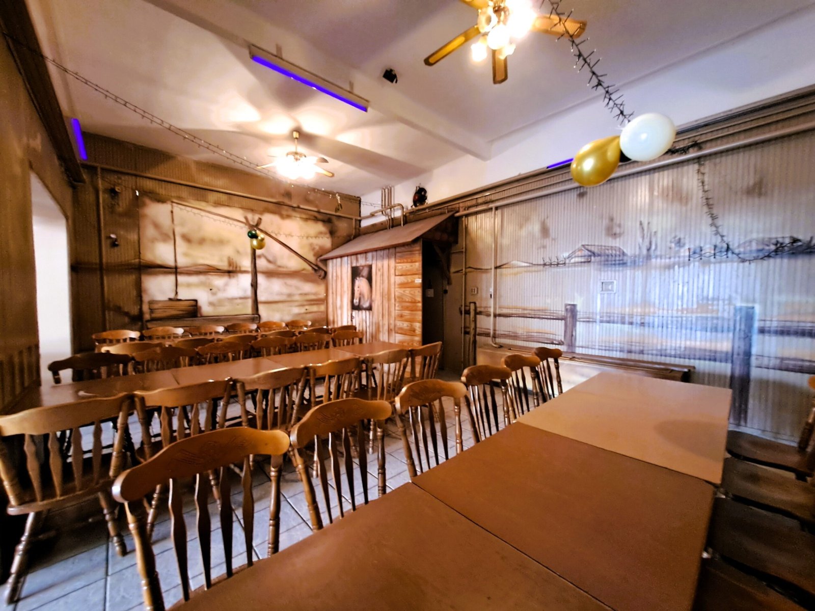 Restaurant met bar en voormalige kruidenierswinkel, te koop samen of afzonderlijk. – Miske, foto 14 van 20