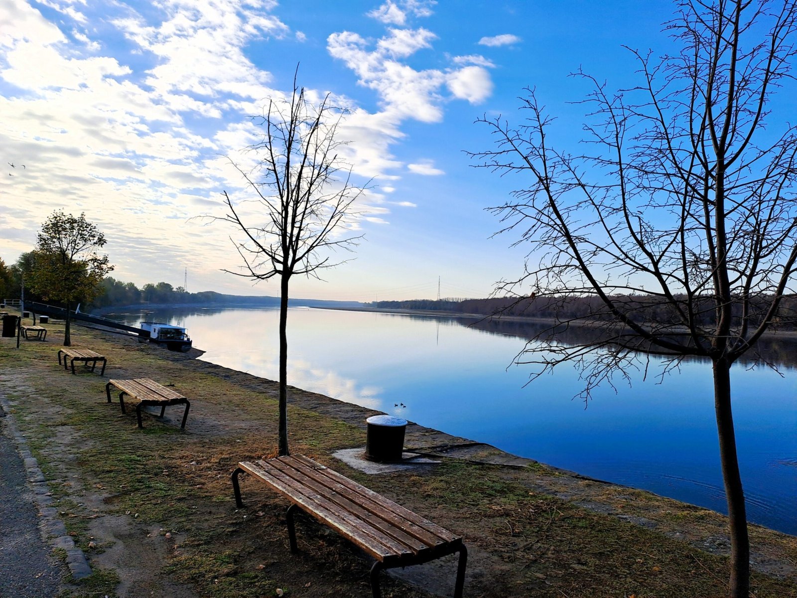 (AAA) Komplett autark: Besondere Gelegenheit in der Nähe von Kalocsa am Donauufer, photo 20 of 26