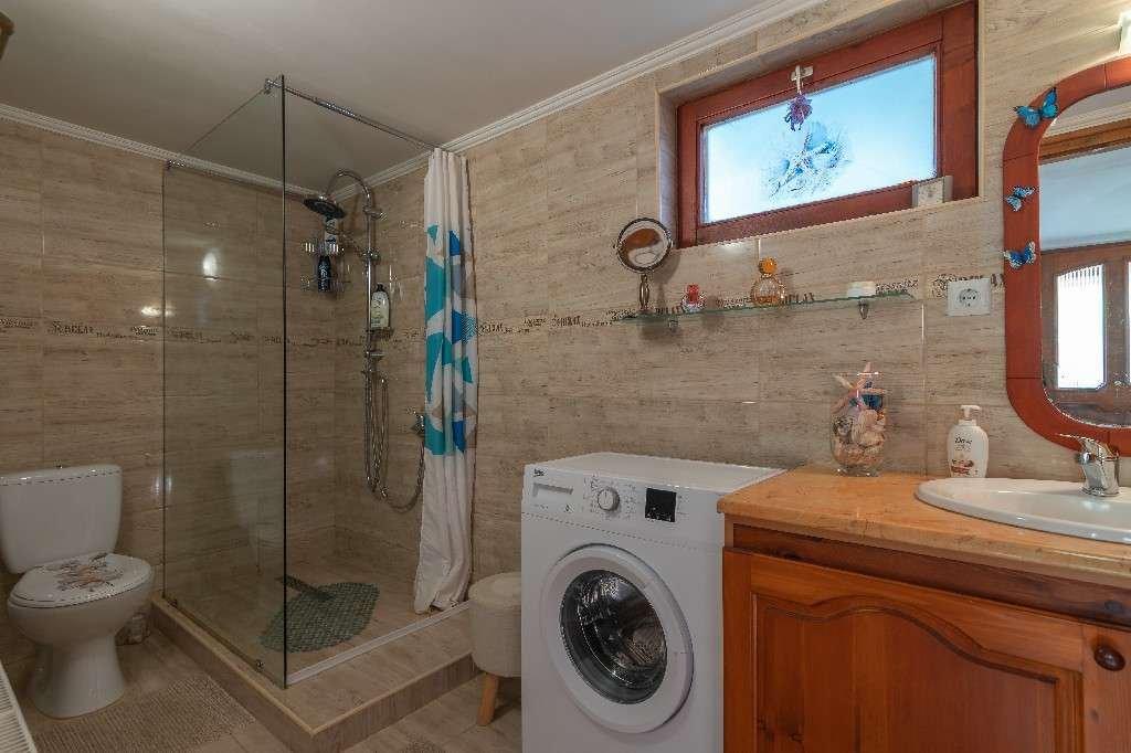 Lovingly renovated farmhouse in a quiet location with separate apartment (AAA) – Búcsúszentlászló, photo 3 of 42