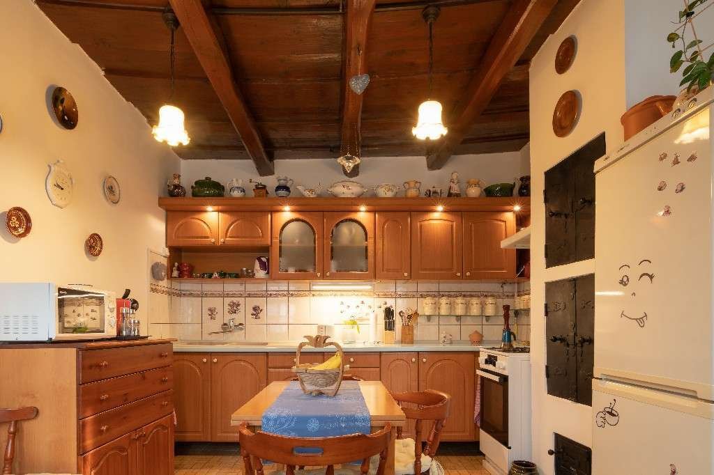 Lovingly renovated farmhouse in a quiet location with separate apartment (AAA) – Búcsúszentlászló, photo 18 of 42