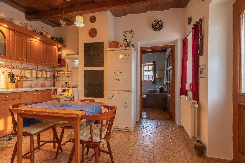 Lovingly renovated farmhouse in a quiet location with separate apartment (AAA) – Búcsúszentlászló, photo 20 of 42