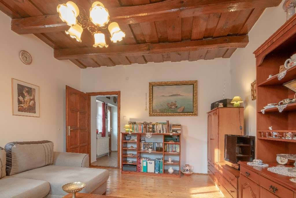 Lovingly renovated farmhouse in a quiet location with separate apartment (AAA) – Búcsúszentlászló, photo 30 of 42
