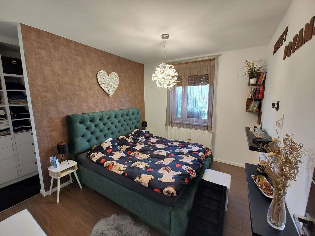 Moderner Bungalow mit Doppelgarage in Ják, Bild 9 von 11