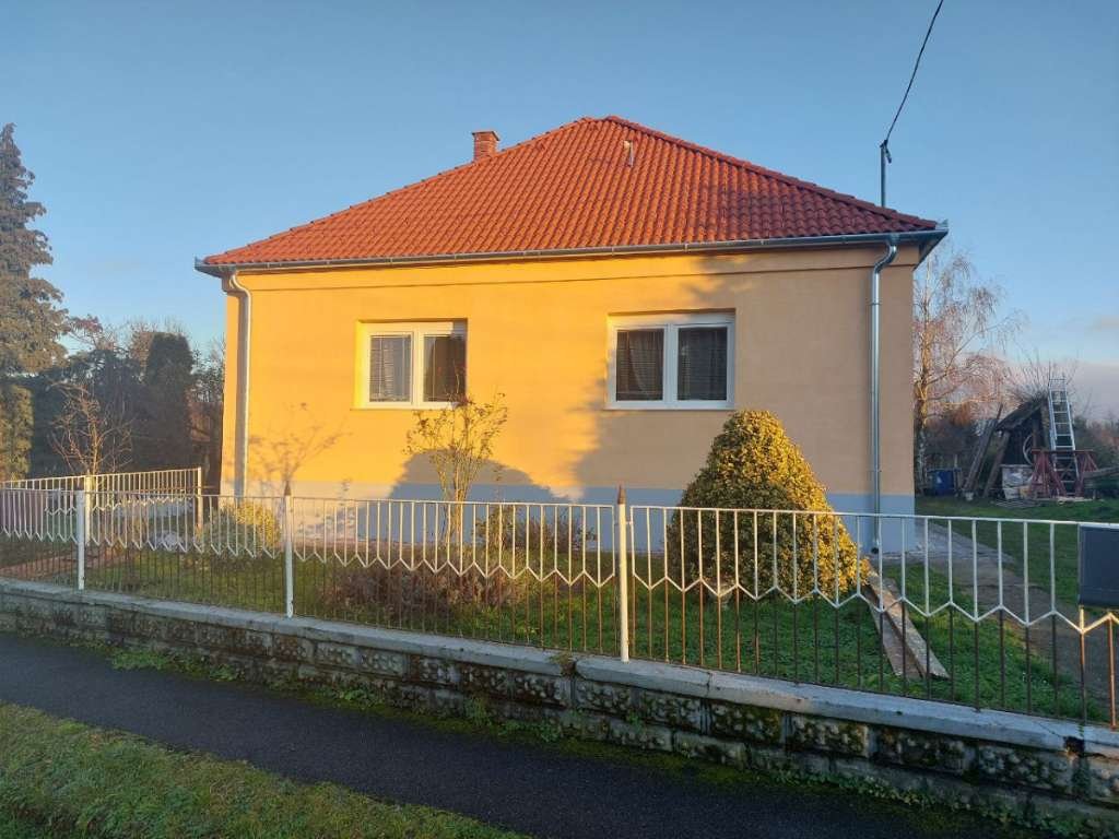 (AAAB) Nieuw gerenoveerd landhuis nabij Oostenrijk met groot perceel v – Felsömarac