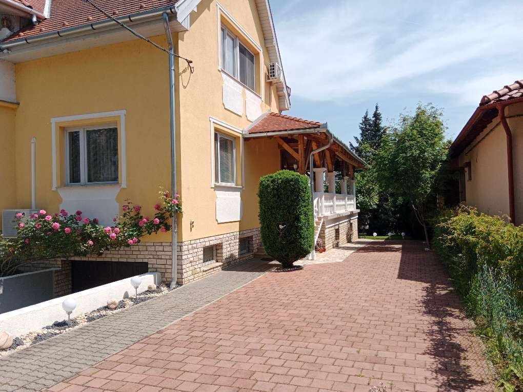 (AAA) Impozáns villa álomszerű helyen, a világhírű Hévíz gyógyfürdőváros közelében, 2/42. kép
