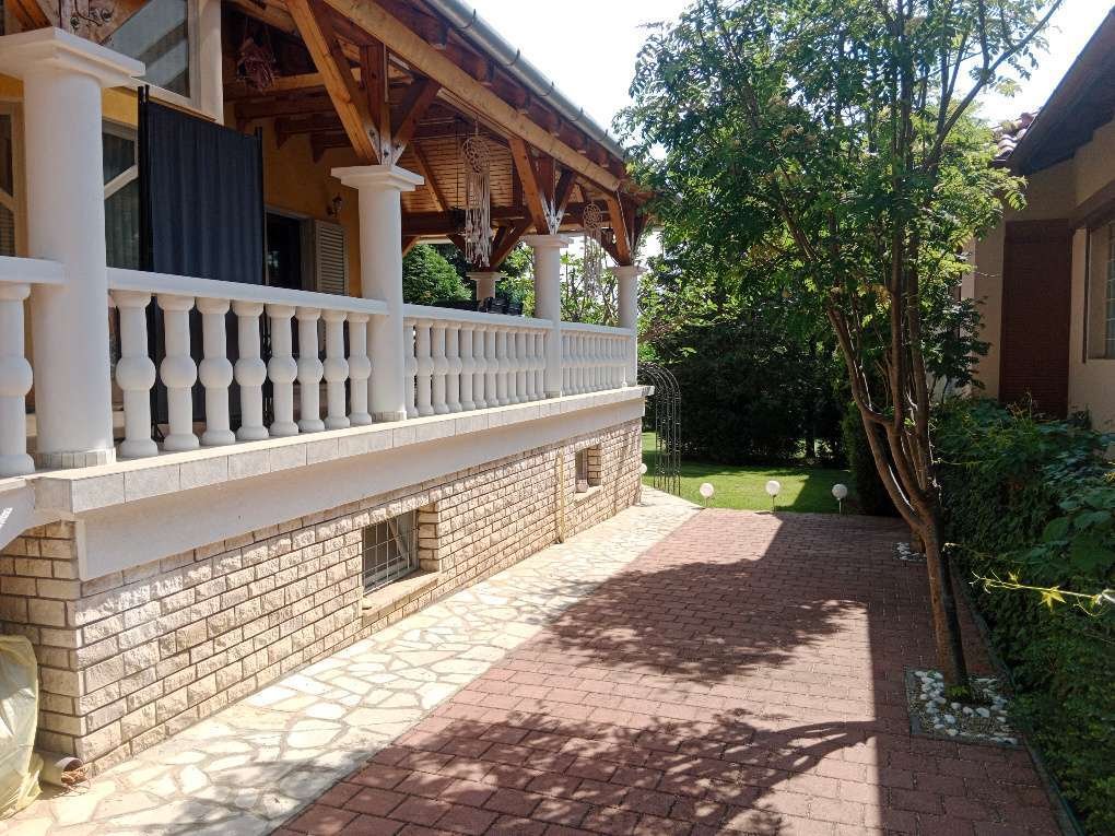 (AAA) Impozáns villa álomszerű helyen, a világhírű Hévíz gyógyfürdőváros közelében, 17/42. kép