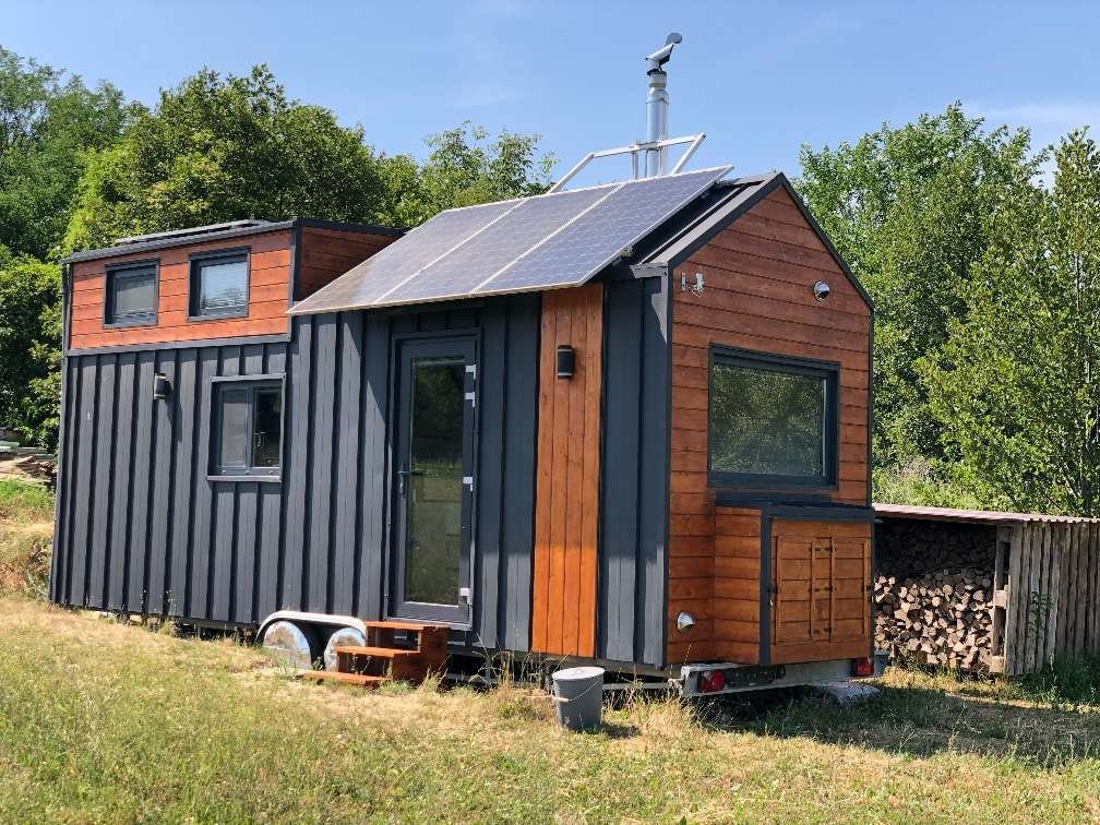 Premium Tiny House met off-grid uitbreiding (op trailer) – Mesztegnyő, foto 1 van 22