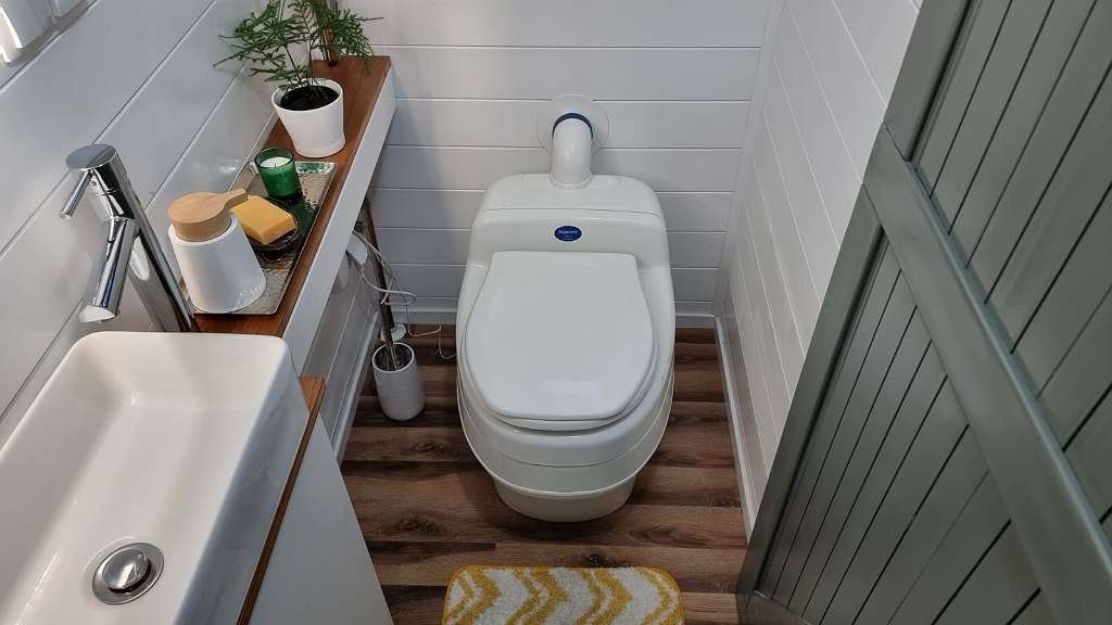 Premium Tiny House met off-grid uitbreiding (op trailer) – Mesztegnyő, foto 10 van 22
