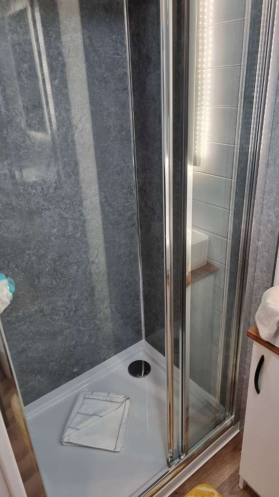 Premium Tiny House met off-grid uitbreiding (op trailer) – Mesztegnyő, foto 11 van 22