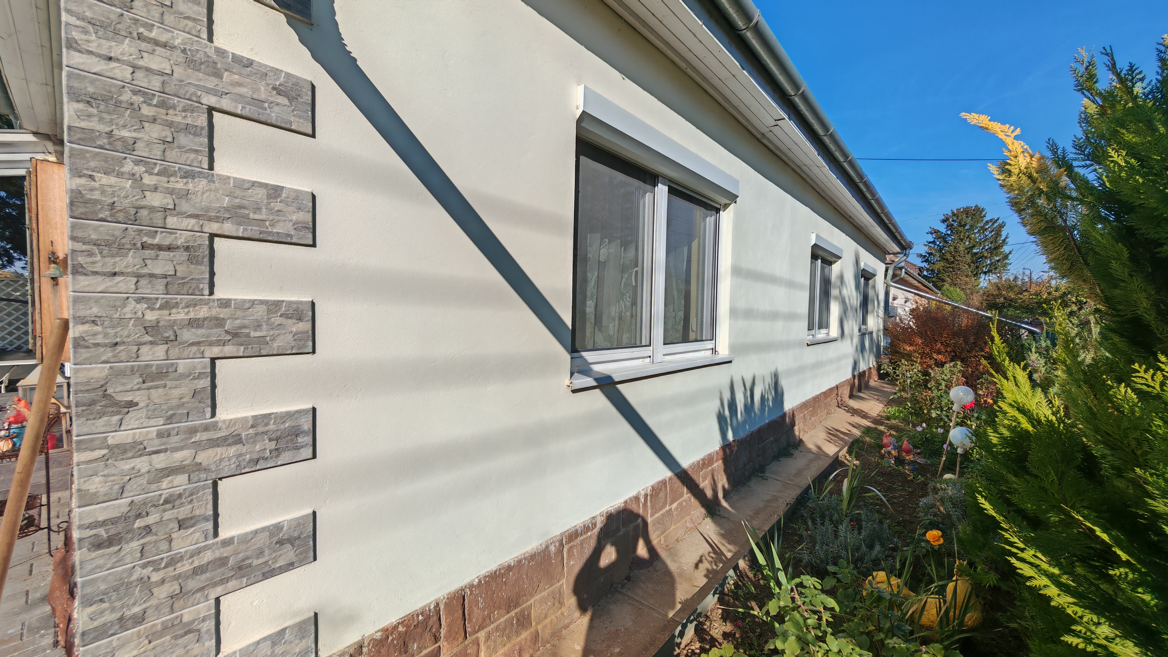 (AAA) Gepflegtes Einfamilienhaus mit div. Nebengebäuden & Sommerküche – Balatonlelle, foto 5 van 23