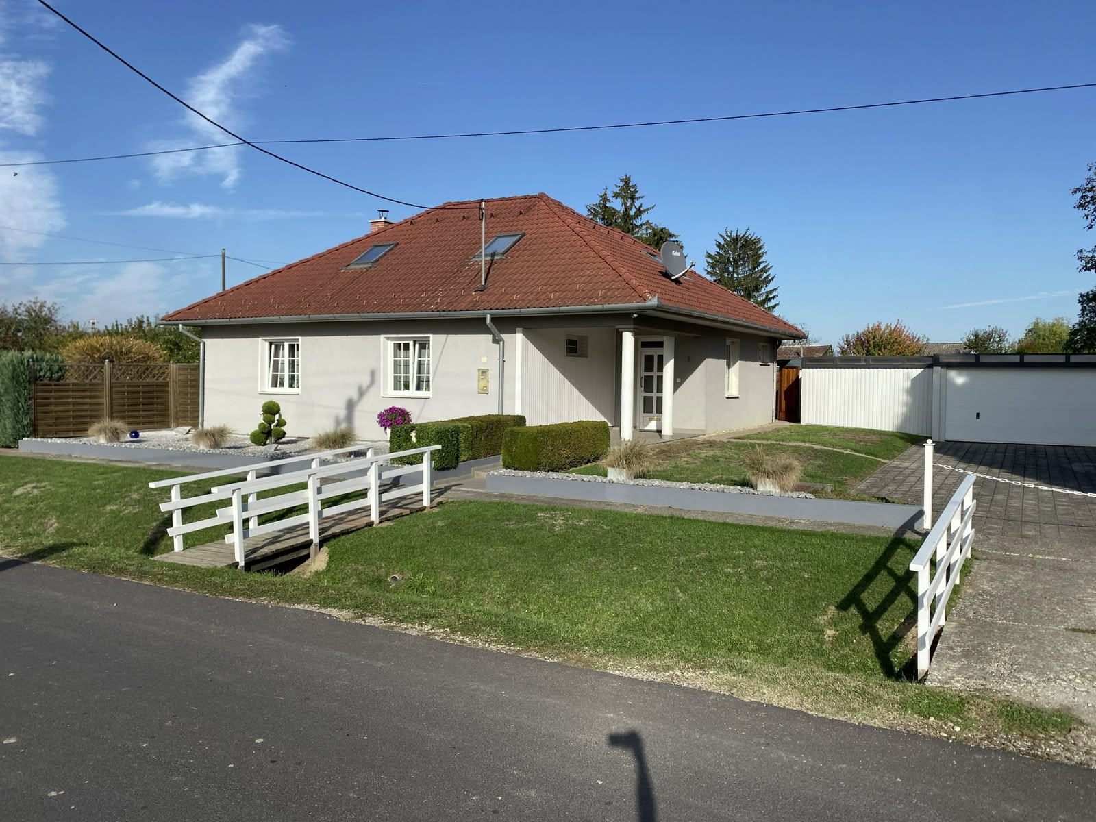 (BAA) Sorgfältig gepflegtes Einfamilienhaus mit besonderem Flair – Kerecseny, foto 1 van 31