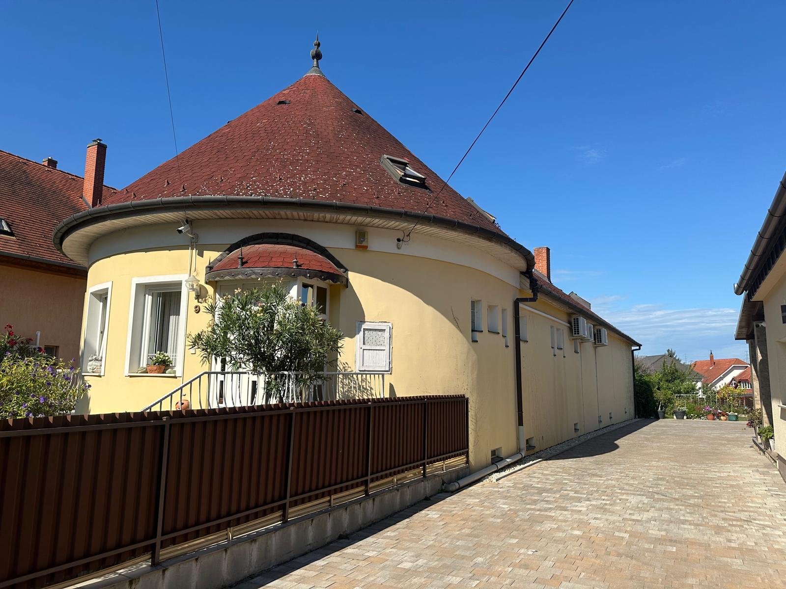 (AAB) Großes Familienhaus, Praxis, Mehrfamilienhaus oder als Kapitalan – Hévíz
